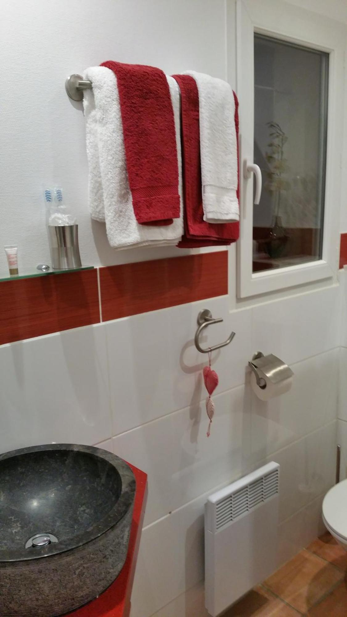 לינה וארוחת בוקר לה קסטלה La Cigale Sous L'Olivier מראה חיצוני תמונה